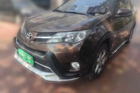 Toyota RAV4 2014