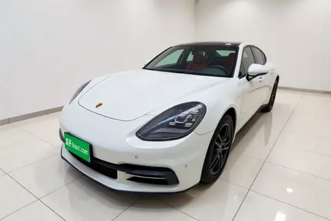 Porsche Panamera 2018