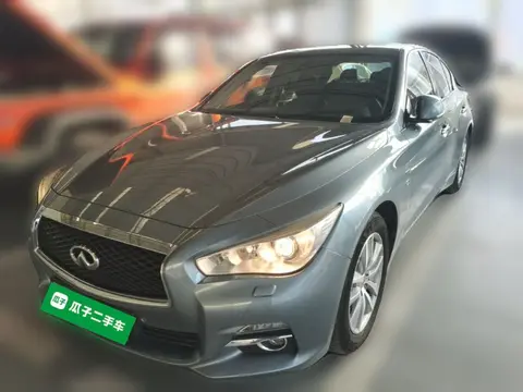 Infiniti Q50 2014