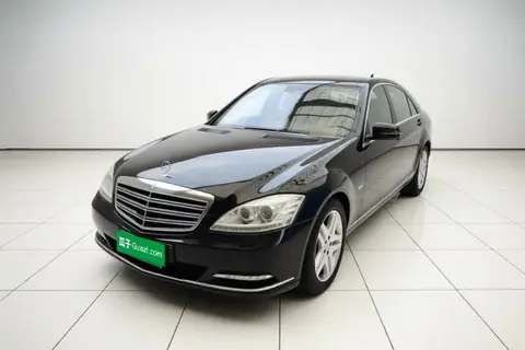 Mercedes-Benz S-Class 2010