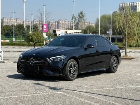 Mercedes-Benz C-Class 2024