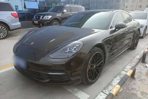 Porsche Panamera 2018