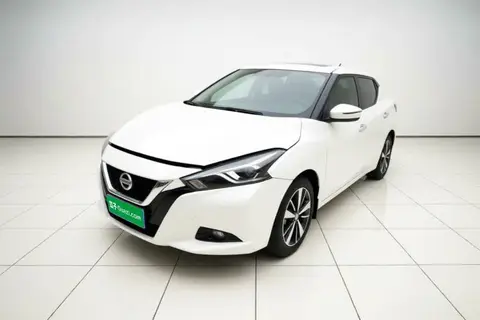Nissan Bluebird 2016