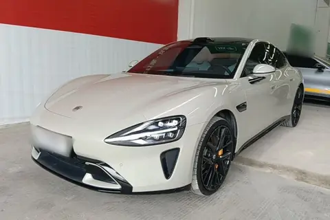 Xiaomi SU7 2024