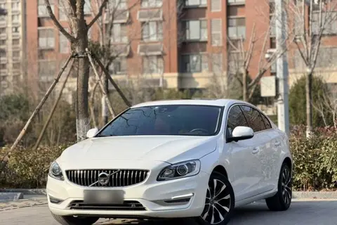 Volvo S60 2019