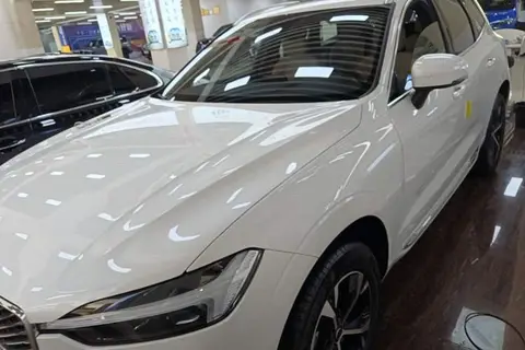 Volvo XC60 2025