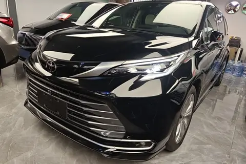 Toyota SIENNA 2024