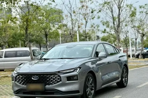 Ford Mondeo 2025