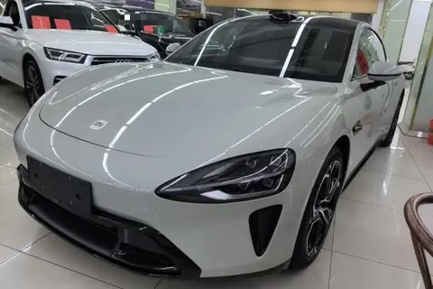 Xiaomi SU7 2025