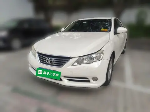 Toyota Reiz 2012