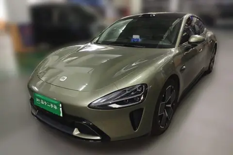 Xiaomi SU7 2024