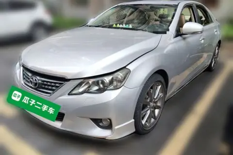 Toyota Reiz 2012