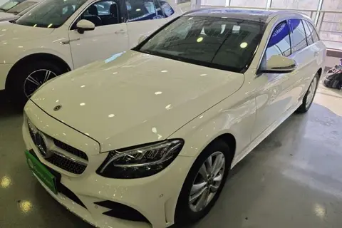 Mercedes-Benz C-Class 2019