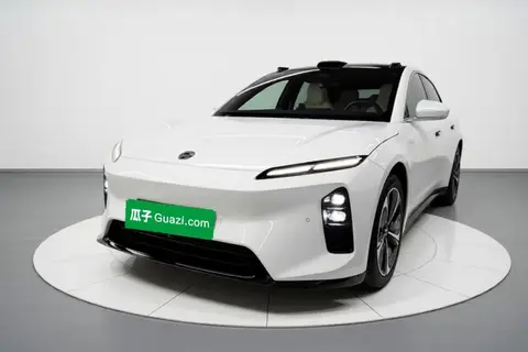 NIO ET5 2025
