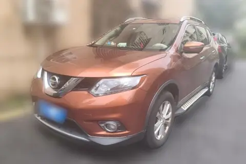 Nissan X-Trail 2015