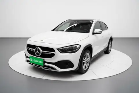 Mercedes-Benz GLA 2021