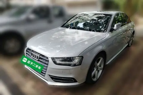 Audi A4L 2015