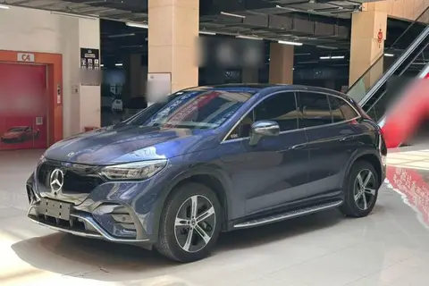 Mercedes-Benz EQE SUV 2023