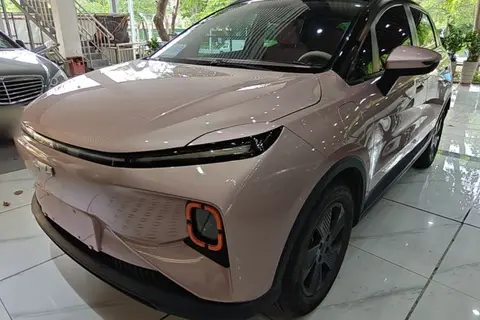 Geely Geometry E 2023