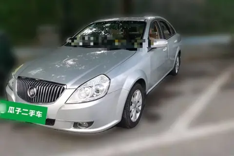 Buick Excelle 2012