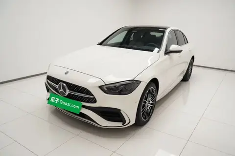 Mercedes-Benz C-Class 2025