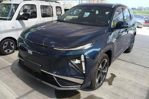 Geely L7 2025