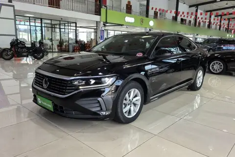 Volkswagen Passat 2024