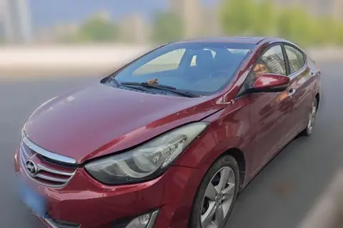 Hyundai Elantra Langdong 2012