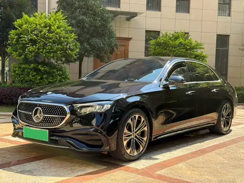 Mercedes-Benz E-Class 2024