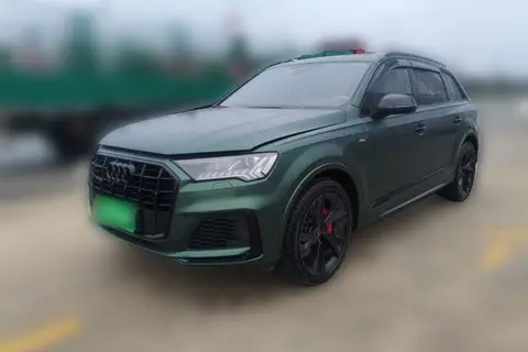 Audi Q7 2021