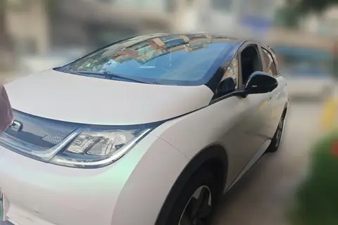 BYD Dolphin 2024