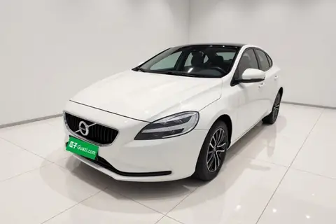 Volvo V40 2017
