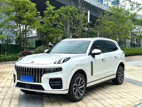 Lynk & Co 09 2022