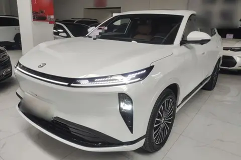 Dongfeng L8 2025