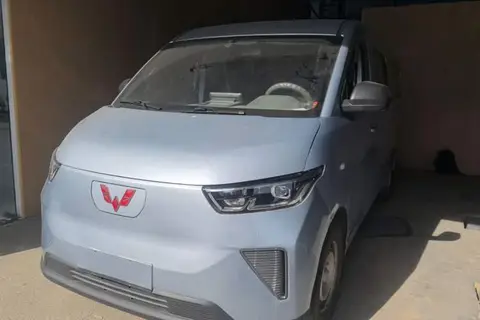 Wuling Yangguang 2024
