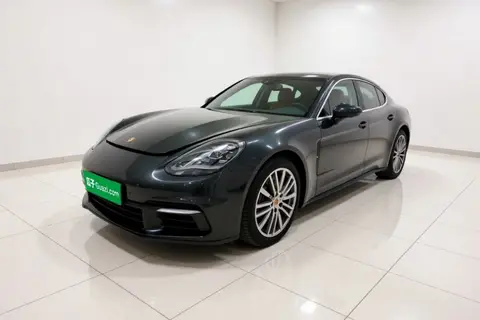 Porsche Panamera 2019