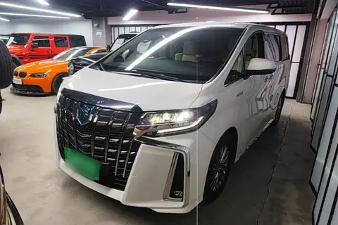 Toyota Alphard 2021