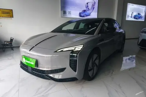 Hongqi EH7 2025