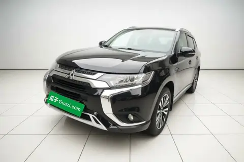 Mitsubishi Outlander 2021