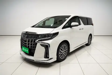 Toyota Alphard 2016