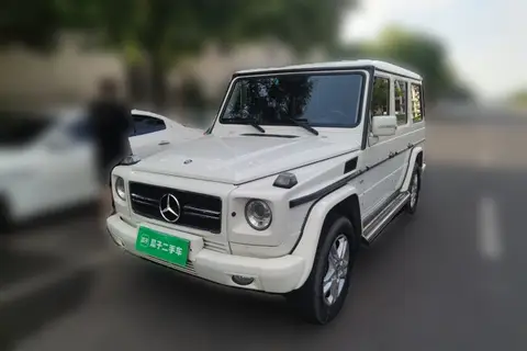 Mercedes-Benz G-Class 2011