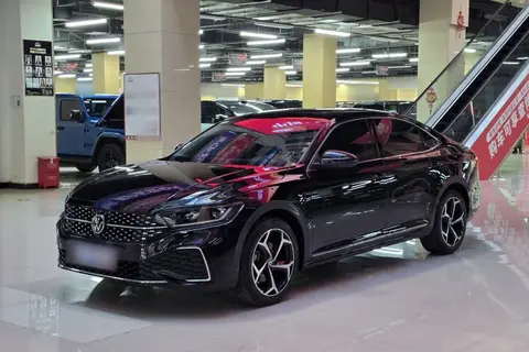 Volkswagen Passat 2025