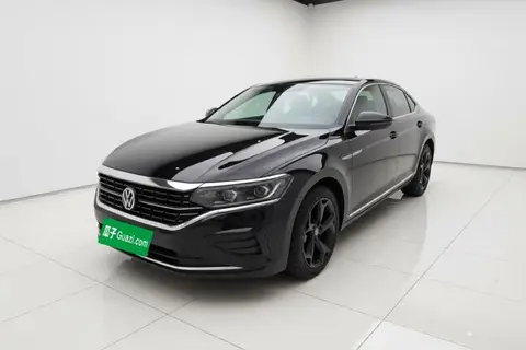 Volkswagen Passat 2024
