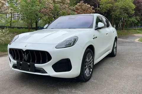 Maserati Grecale 2022