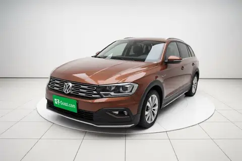 Volkswagen C-TREK 2018