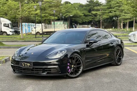 Porsche Panamera 2020