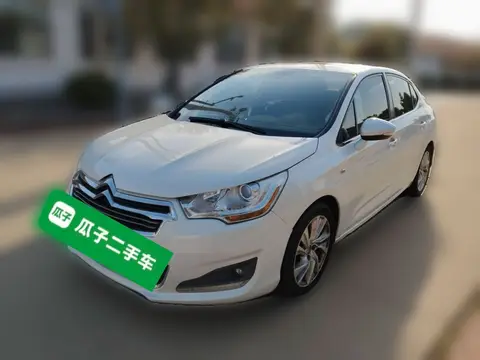 Citroën C4L 2013