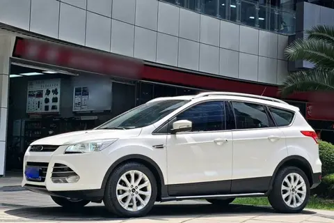 Ford Kuga 2015
