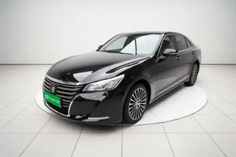 Toyota Crown 2019