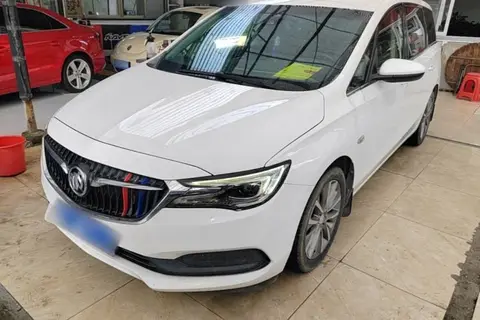 Buick GL6 2018